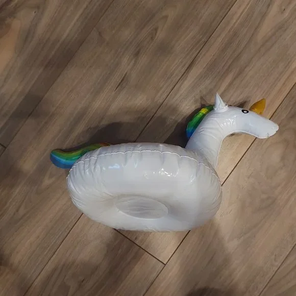🙊 3/$10🙊 Unicorn Drink Floaty - Picture 2 of 4